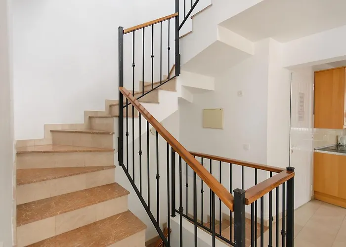 Luis Iii Вилла *